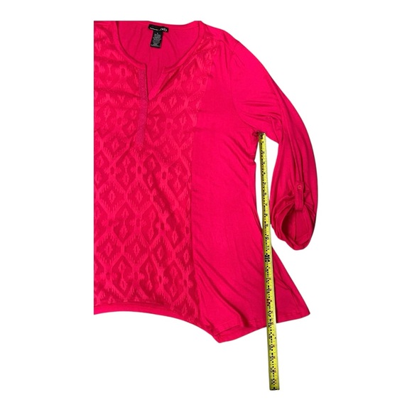 Fuchsia Tunic with Subtle Pattern - Picture 8 of 9